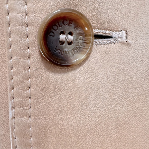 Dolce and Gabbana cream leather jacket - Picture 6 of 8